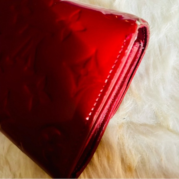 Authentic LV Louis Vuitton Red Vernis Long Wallet - Picture 11 of 16